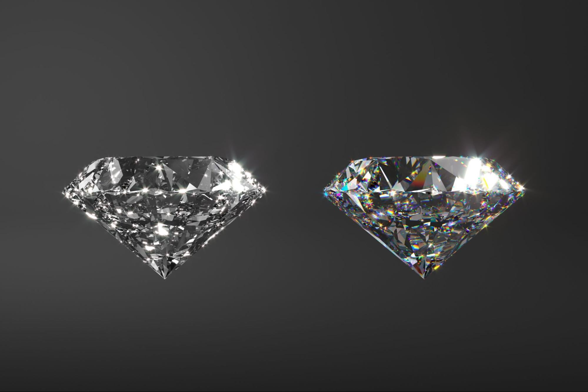 Lab Grown vs Natural Diamond: What’s The Difference & Which One Should You Buy?